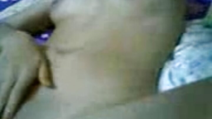 Ngono mbaya ya mkundu ambapo Charlie Forde analalwa