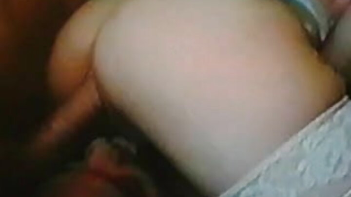 Pono ya Pipi katika POV na kaka yake wa kambo