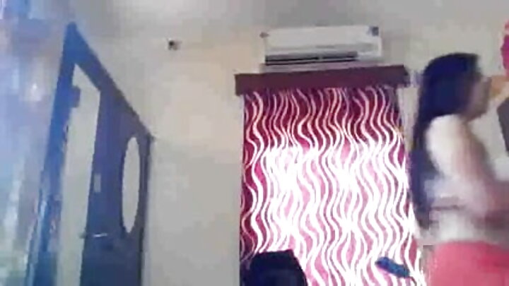 Mvulana kijana ananaswa na yaya wake, Kayla Kayden